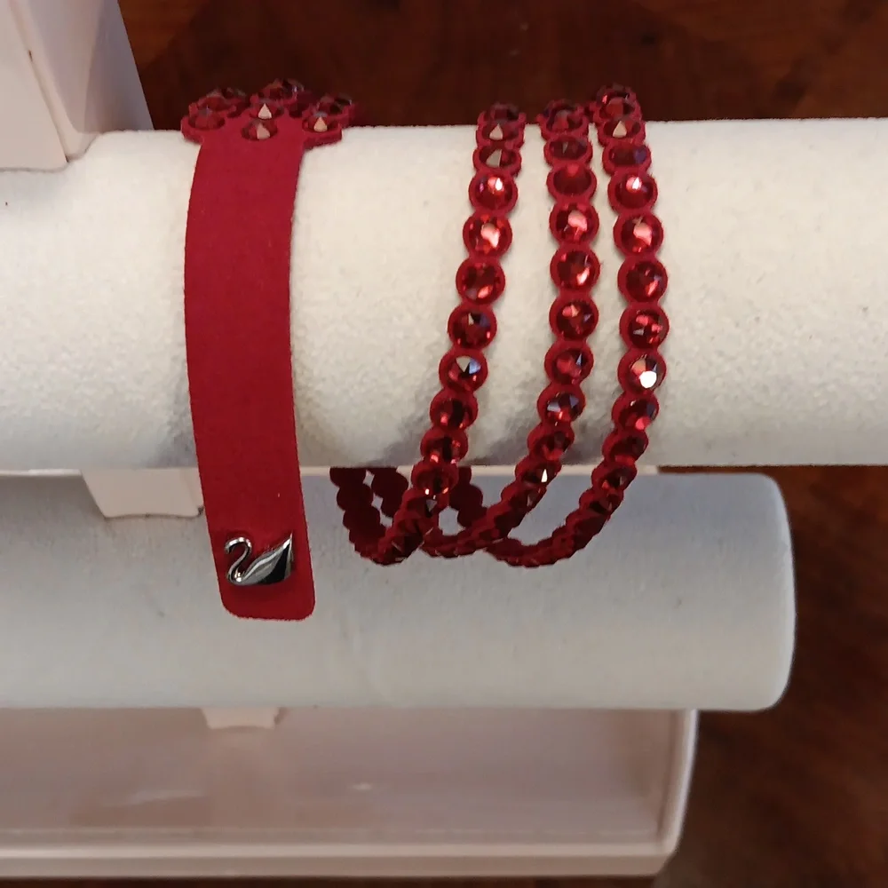 Swarovski Power Collection adjustable Red Crystals Bracelet & Choker 16